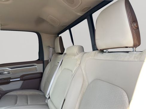 Used 2019 RAM 1500 Laramie image 16
