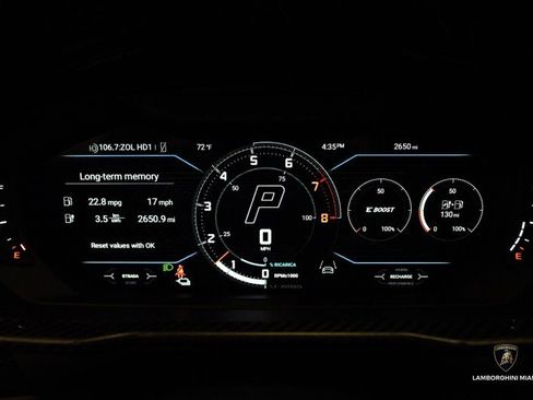 Used 2025 Lamborghini Urus SE image 55