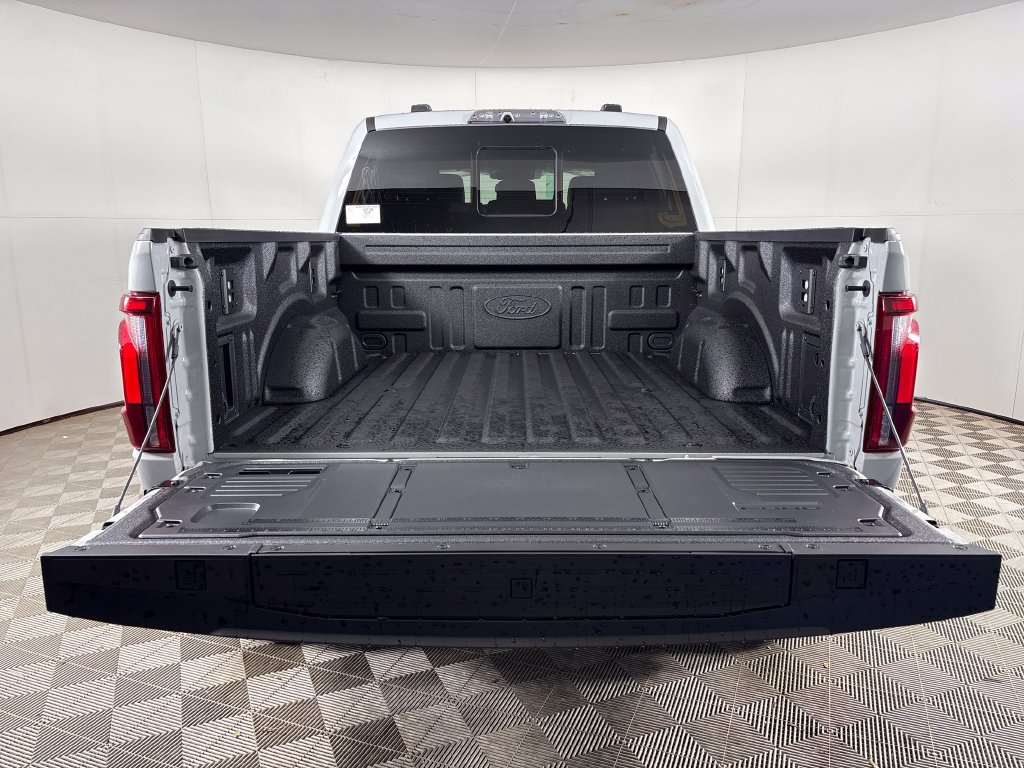 New 2026 Ford F150 Raptor w/ Equipment Group 803A Raptor R AWD/4WD image 23