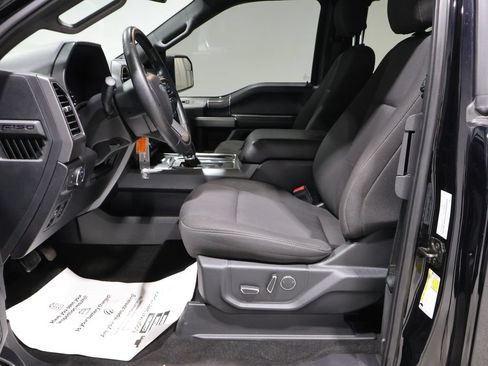 Used 2018 Ford F150 XLT w/ Equipment Group 302A Luxury AWD/4WD image 11