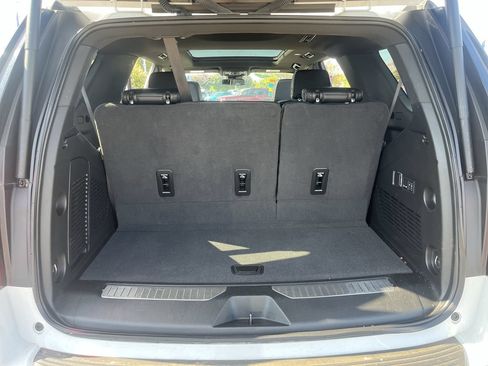 Used 2024 GMC Yukon Denali AWD/4WD image 25
