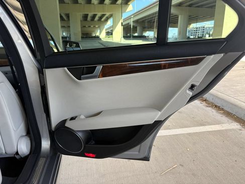 Used 2012 Mercedes-Benz C 300 4MATIC Sedan image 26