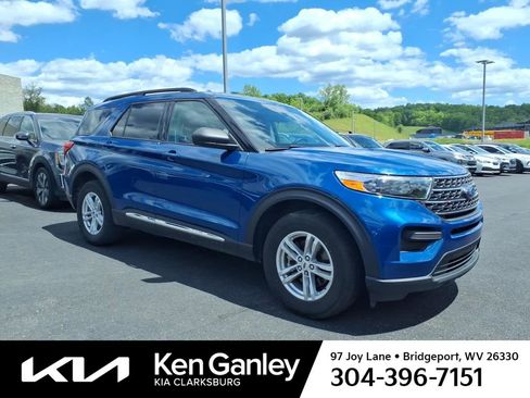Used 2022 Ford Explorer XLT AWD/4WD image 5