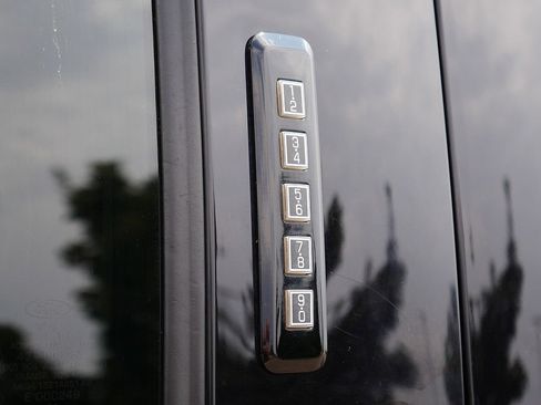 Used 2021 Ford F350 Lariat AWD/4WD image 68