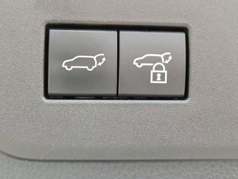 Used 2024 Lexus GX 550 image 10