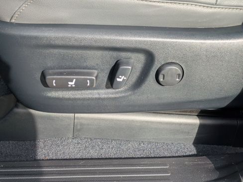 Used 2023 Lexus GX 460 Premium image 13