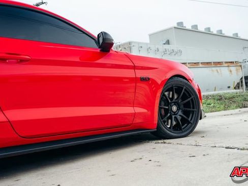 Used 2019 Ford Mustang GT w/ Black Accent Package RWD image 30