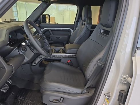 New 2026 Land Rover Defender 110 OCTA AWD/4WD image 10