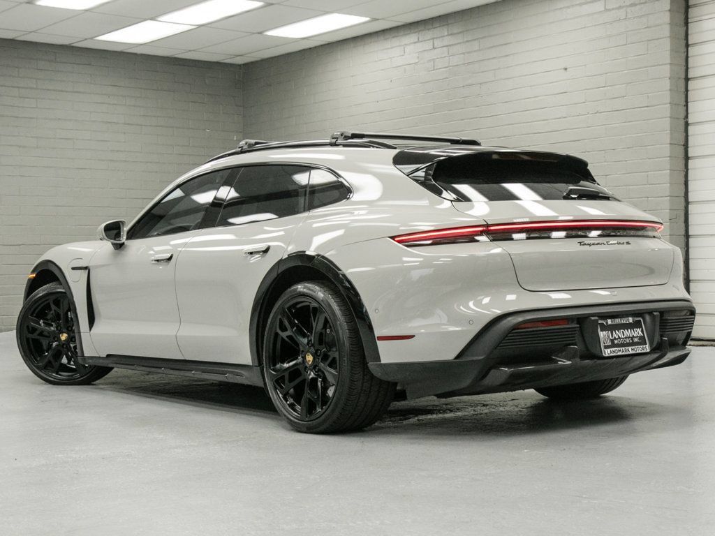 Used 2022 Porsche Taycan Turbo S AWD/4WD image 43