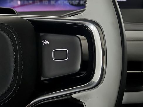 New 2026 Lincoln Navigator L Black Label AWD/4WD image 19