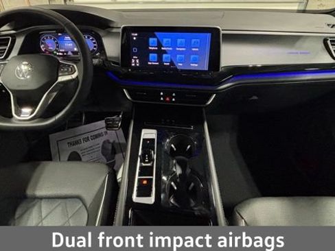 Certified 2025 Volkswagen Atlas Cross Sport SEL Premium R-Line AWD/4WD image 12