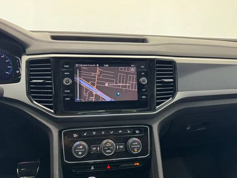 Used 2021 Volkswagen Atlas Cross Sport SEL R-Line FWD image 4
