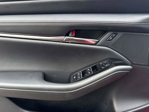 Certified 2025 MAZDA MAZDA3 s image 15