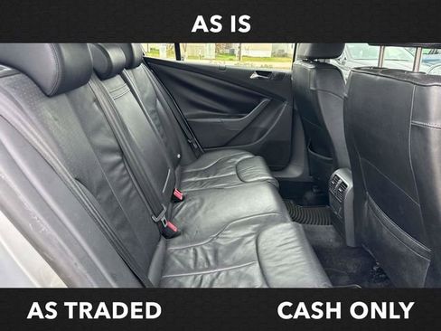 Used 2008 Volkswagen Passat Lux image 11