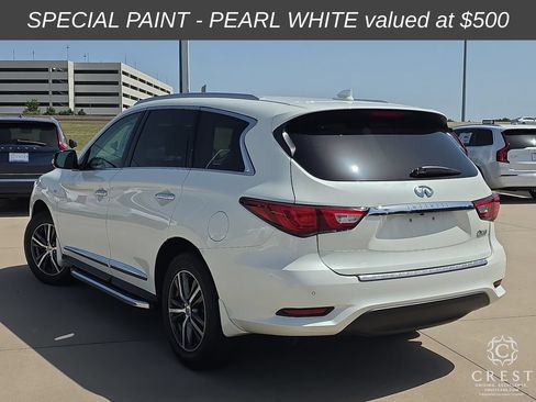 Used 2016 INFINITI QX60 Luxe w/ Premium Plus Package AWD/4WD image 3