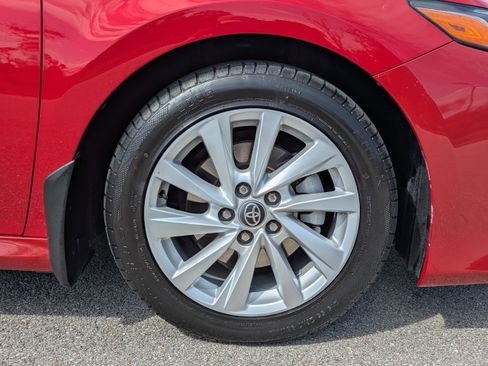 Used 2023 Toyota Camry LE image 11