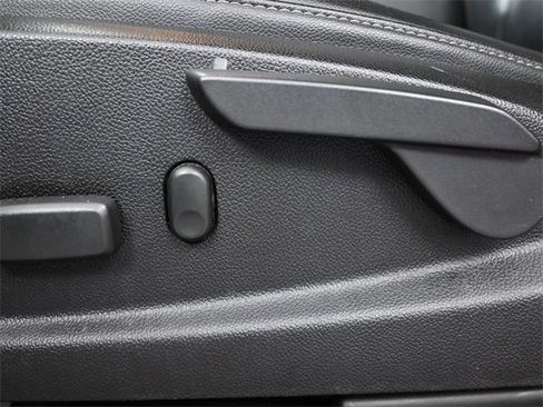 Used 2019 Chevrolet Colorado Z71 image 8