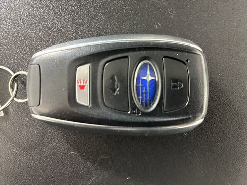 Used 2024 Subaru Outback Premium image 32