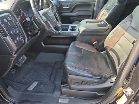 Used 2016 GMC Sierra 2500 SLT w/ All-Terrain HD Package AWD/4WD image 15