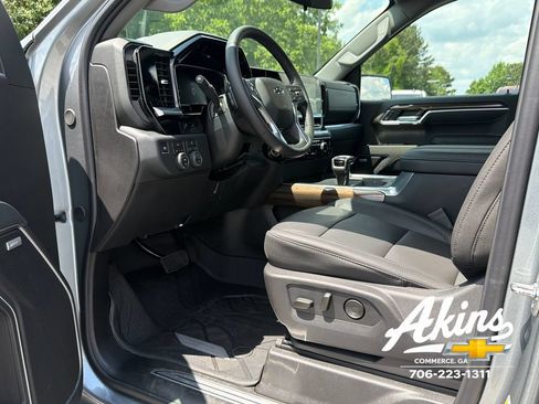 New 2026 Chevrolet Silverado 1500 RST w/ Redline Edition AWD/4WD image 6