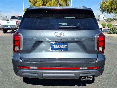 Used 2023 Hyundai Palisade SEL image 4