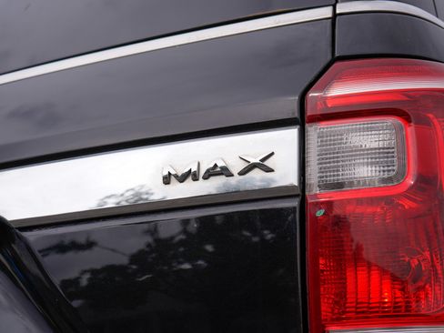 Used 2019 Ford Expedition Max XLT AWD/4WD image 8