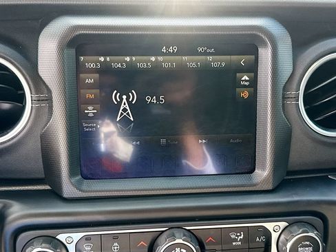 Used 2023 Jeep Wrangler Unlimited Sahara w/ Cold Weather Group AWD/4WD image 16