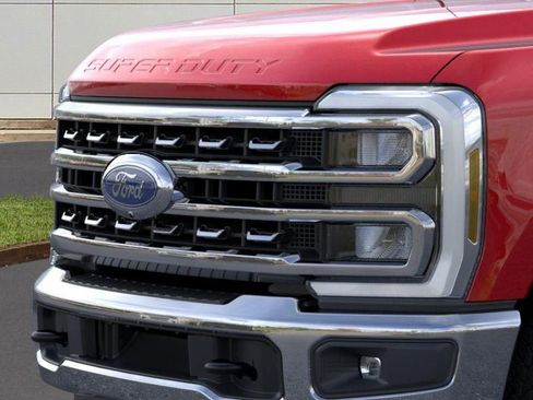 New 2026 Ford F250 Lariat w/ Chrome Package image 17