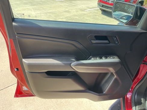 Used 2023 Chevrolet Colorado Trail Boss w/ Advanced Trailering Package image 12