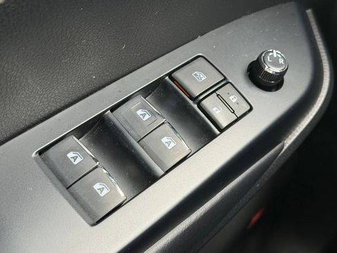 Used 2018 Toyota Highlander Limited Platinum image 27