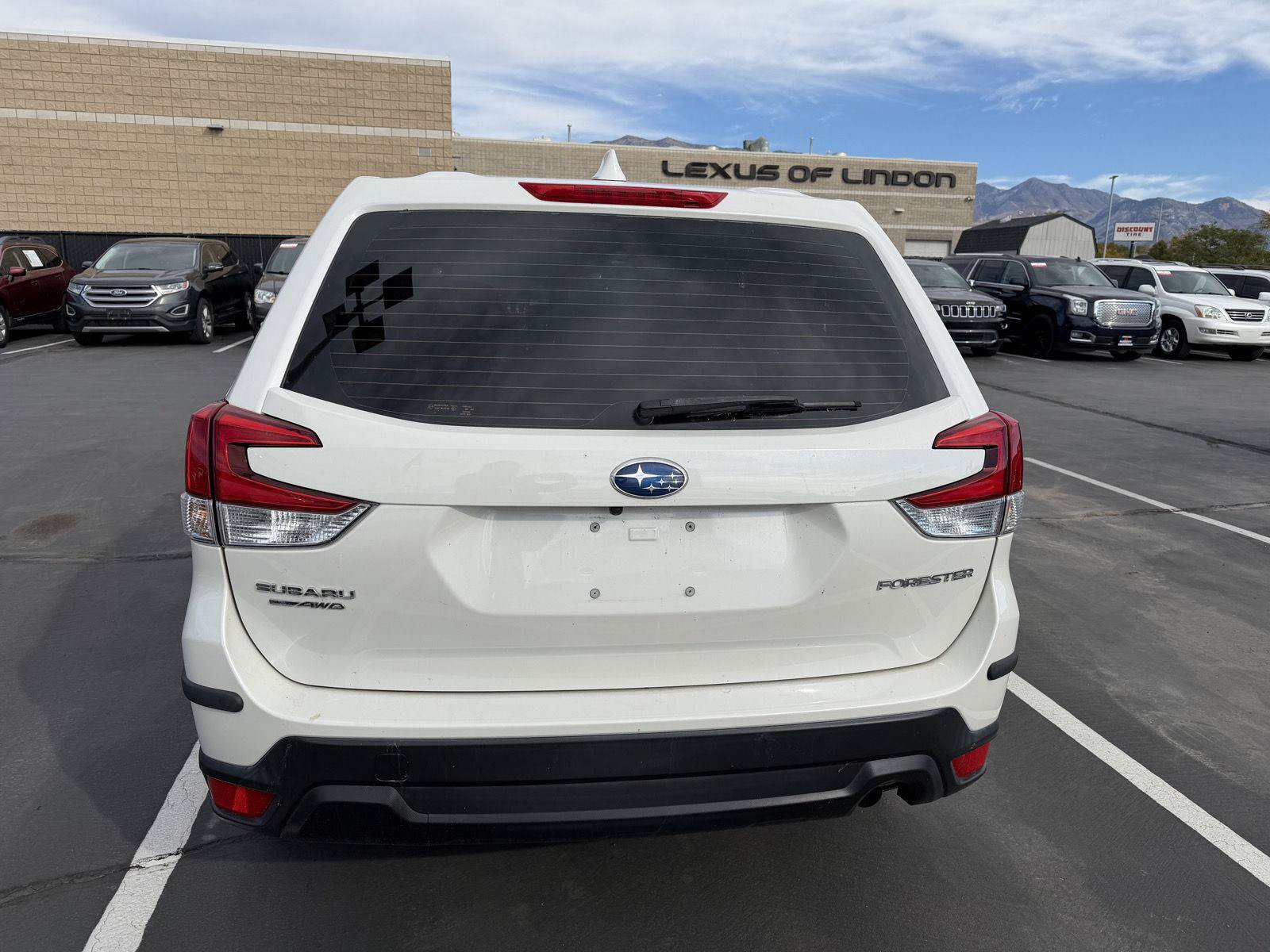 Used 2022 Subaru Forester AWD/4WD image 4