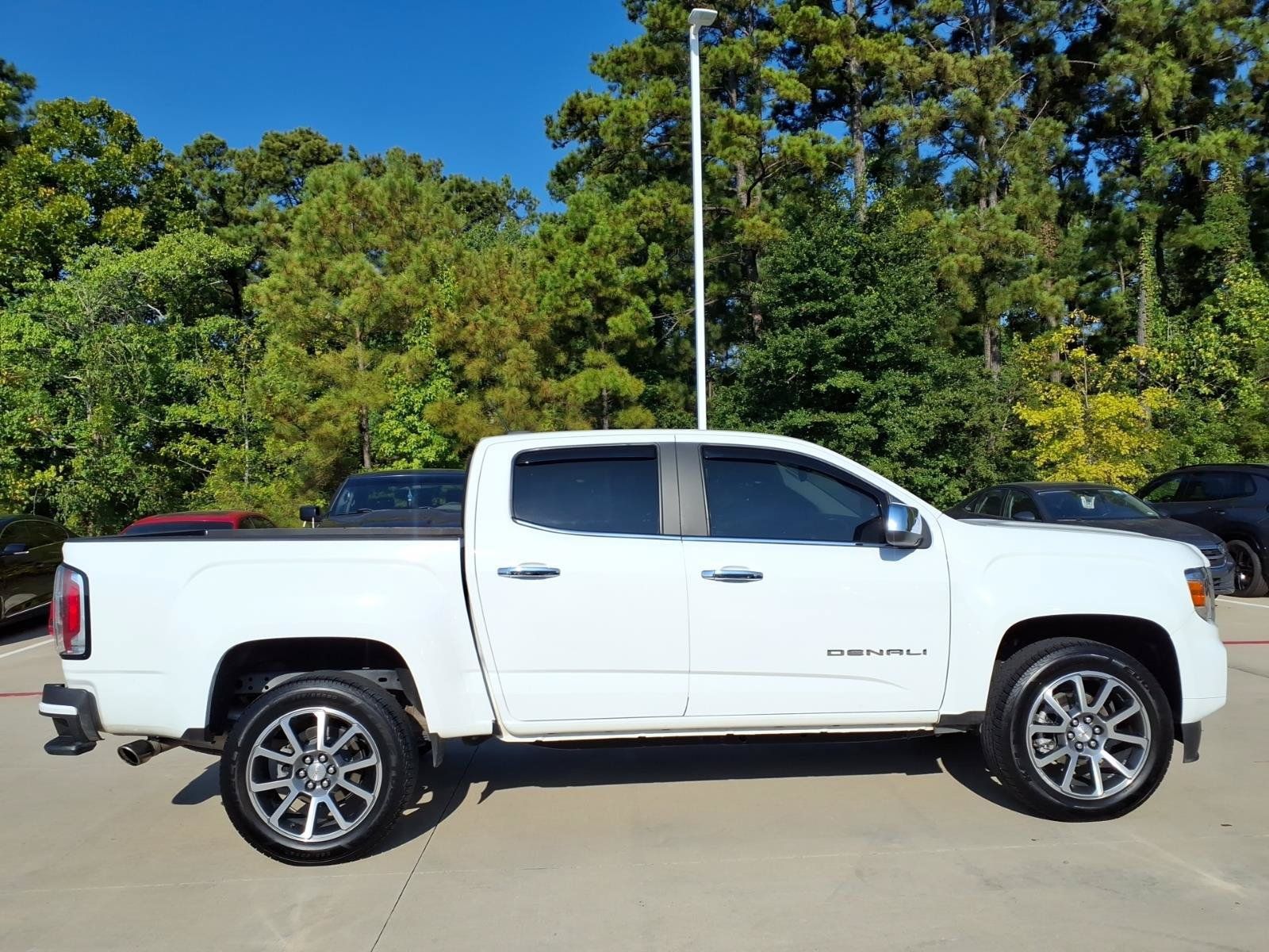 Used 2022 GMC Canyon Denali AWD/4WD image 4