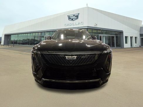 Used 2025 Cadillac Escalade IQ Sport 2 image 2