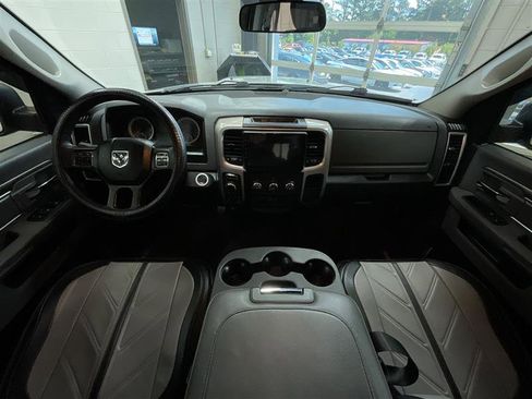 Used 2017 RAM 1500 Classic SLT AWD/4WD image 22