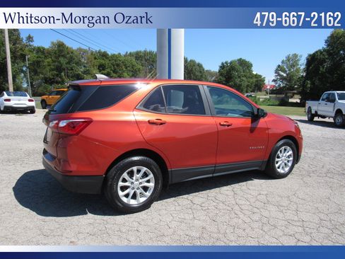 Used 2020 Chevrolet Equinox LS w/ LS Convenience Package FWD image 15