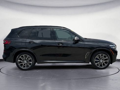 Used 2022 BMW X5 M50i w/ Parking Assistance Package AWD/4WD image 8