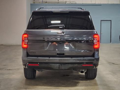 Used 2024 Ford Expedition Limited RWD image 10