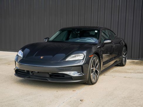 New 2025 Porsche Taycan 4 image 8
