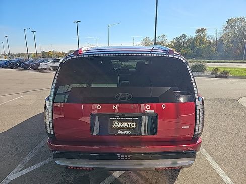 New 2026 Hyundai Ioniq 9 Limited image 4