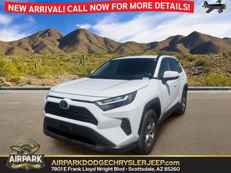 Used 2025 Toyota RAV4 XLE FWD video 1