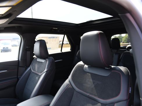 New 2026 Ford Explorer ST RWD image 18