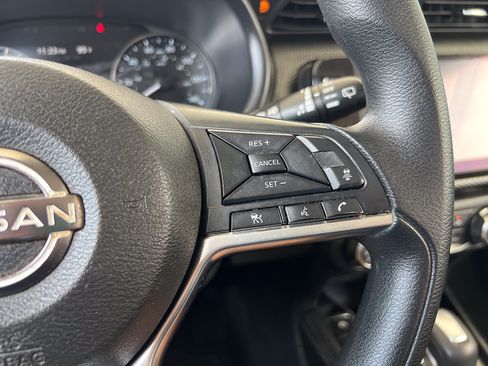 Used 2023 Nissan Kicks SV FWD image 16