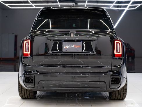 Used 2026 Rolls-Royce Cullinan AWD/4WD image 14