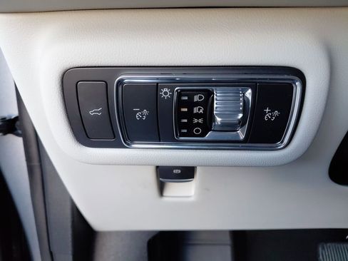 New 2026 Lincoln Nautilus Premier image 28