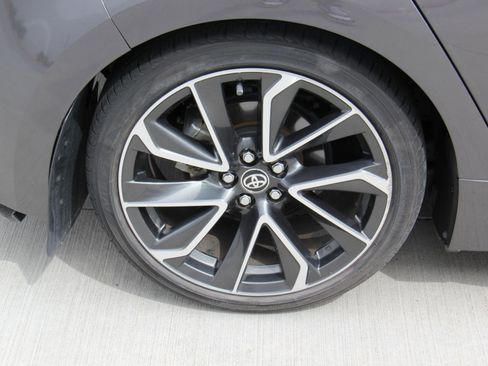 Used 2022 Toyota Corolla XSE w/ Carpet Mat Package (TMS) image 27