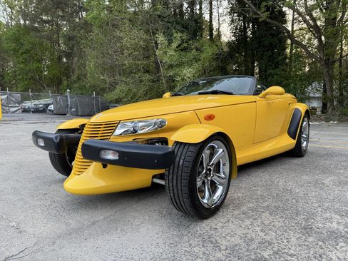 Used 2000 Plymouth Prowler image 20