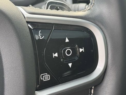 Used 2020 Volvo XC90 T6 R-Design w/ Protection Package Premier image 24