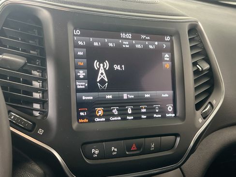Used 2023 Jeep Cherokee Altitude Lux w/ Lux Elite Package AWD/4WD image 15