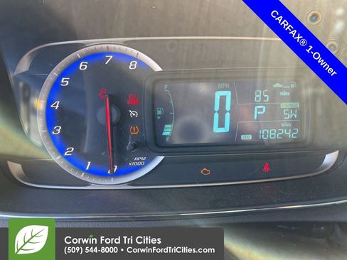 Used 2016 Chevrolet Trax LT w/ LT Convenience Package AWD/4WD image 3