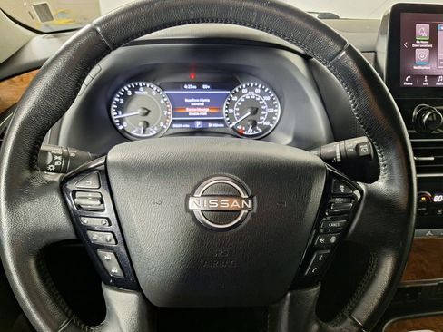 Used 2022 Nissan Armada SL w/ Captain's Chairs Package RWD image 15